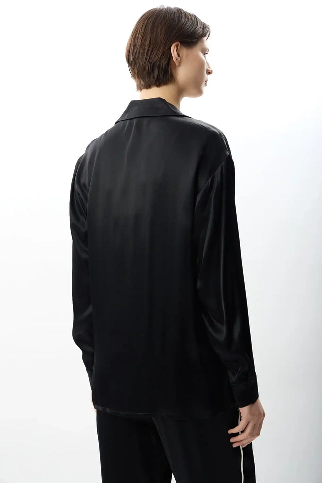 Uzun Kollu Tek Cepli Gömlek (Siyah)