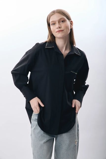 Boncuk Detaylı Rahat Kesim Gömlek (Siyah)