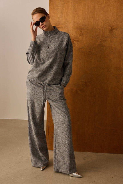 Bol Kesim Gri Pantolon