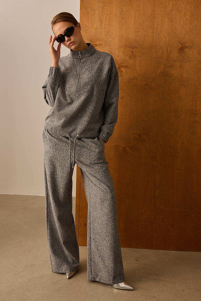 Bol Kesim Gri Pantolon