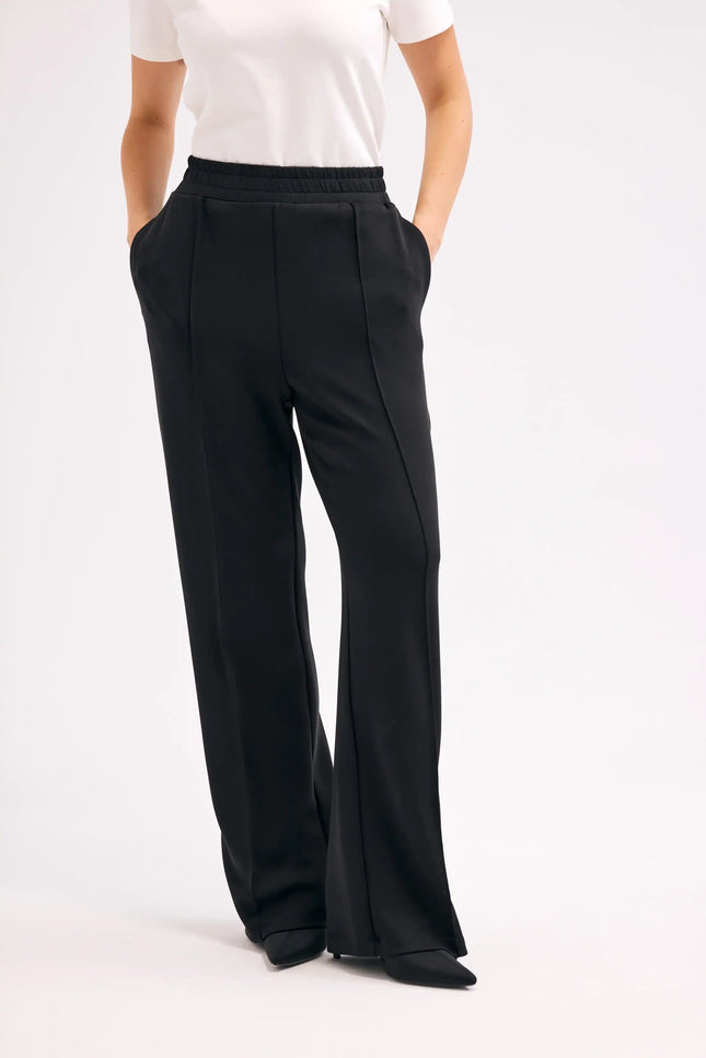 Fermuarlı Siyah Pantolon