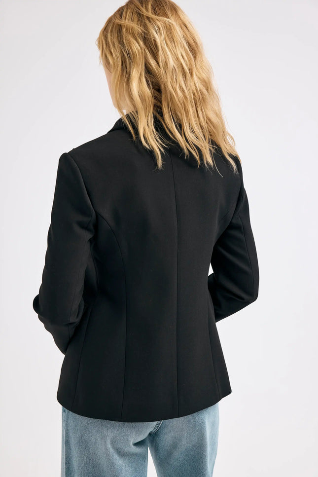 Tasarım Siyah Ceket