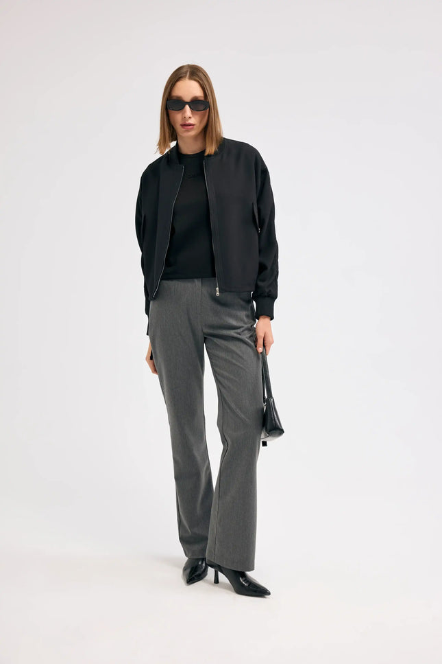 Düz Paça Gri Pantolon