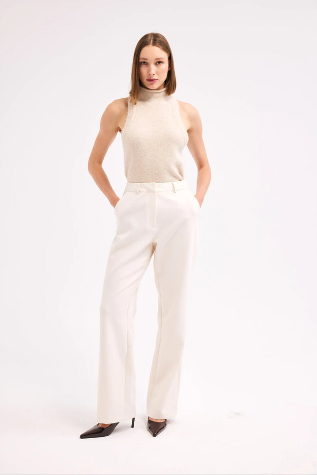Düz Paça Ekru Pantolon