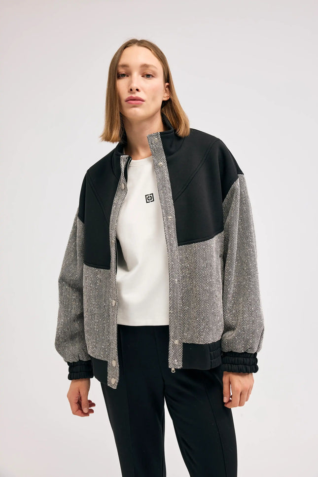 Balıksırtı Siyah Mont