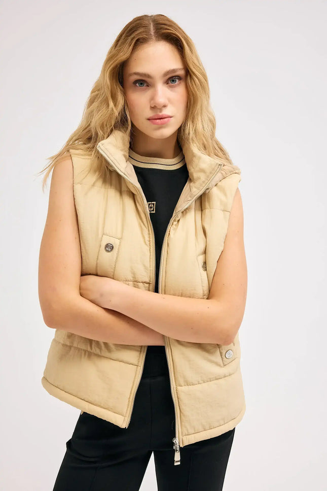 Bej Şişme Yelek