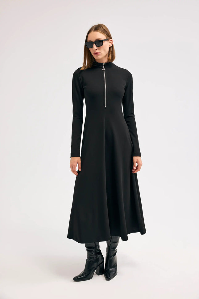 Fermuarlı Siyah Elbise