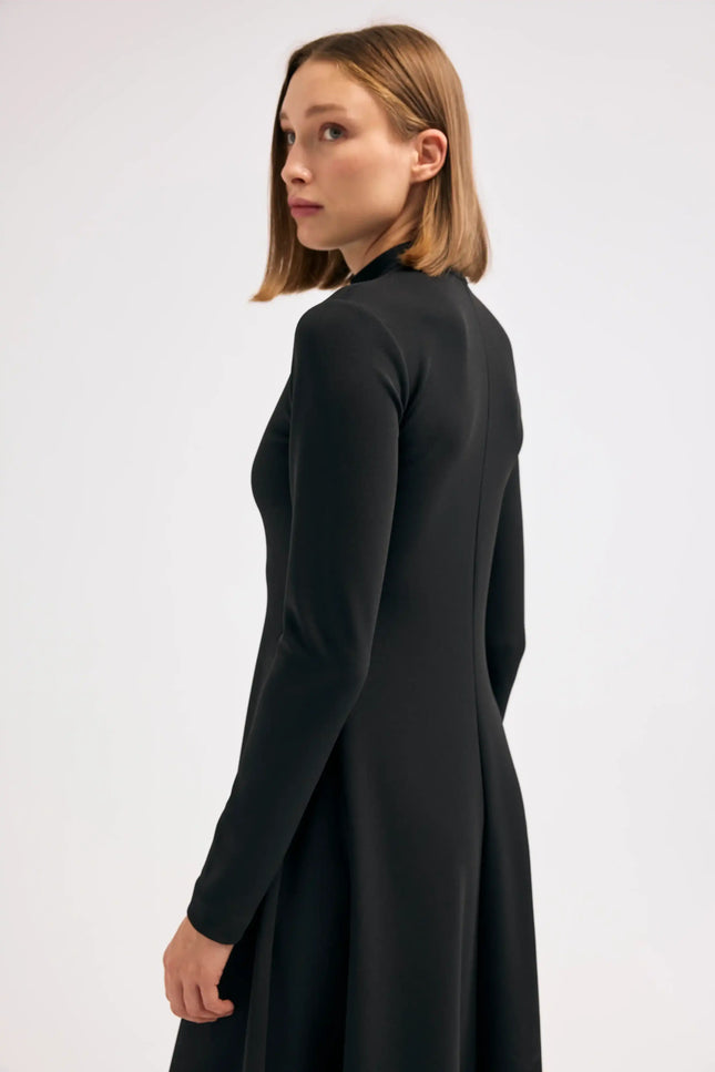 Fermuarlı Siyah Elbise