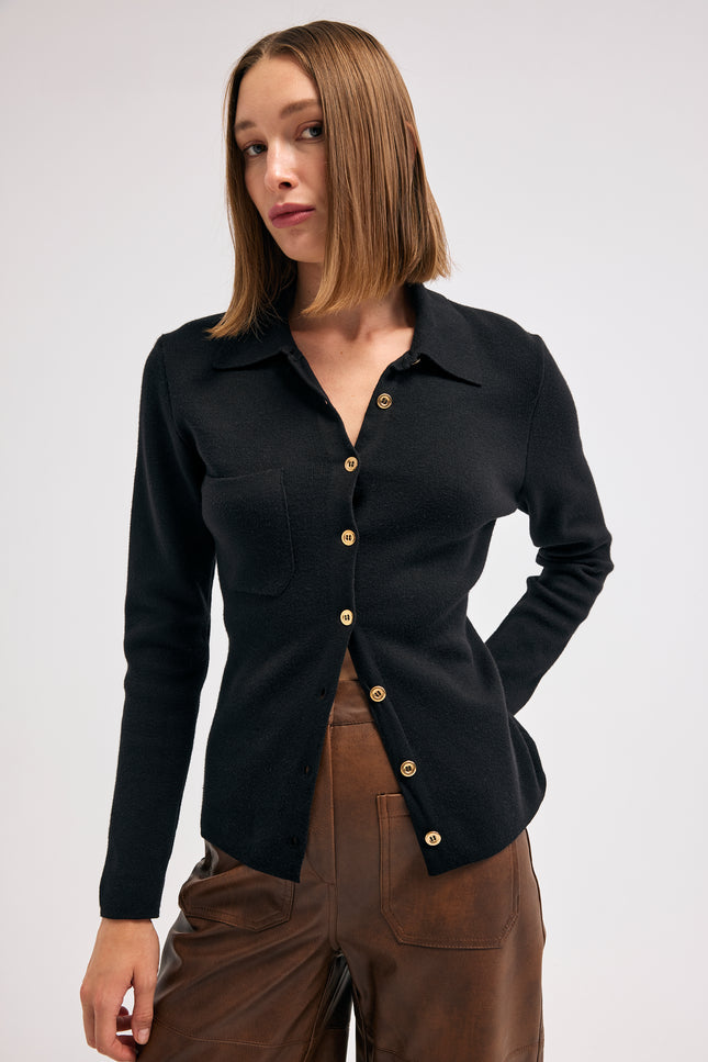 Siyah Triko Gömlek