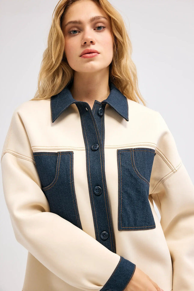 Denim Detaylı Bej Ceket