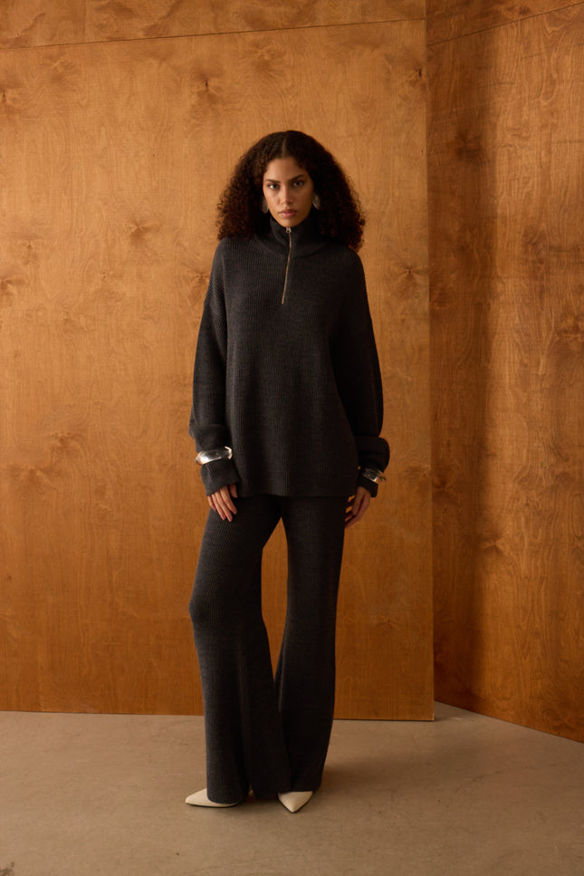 Bol Kesim Gri Pantolon