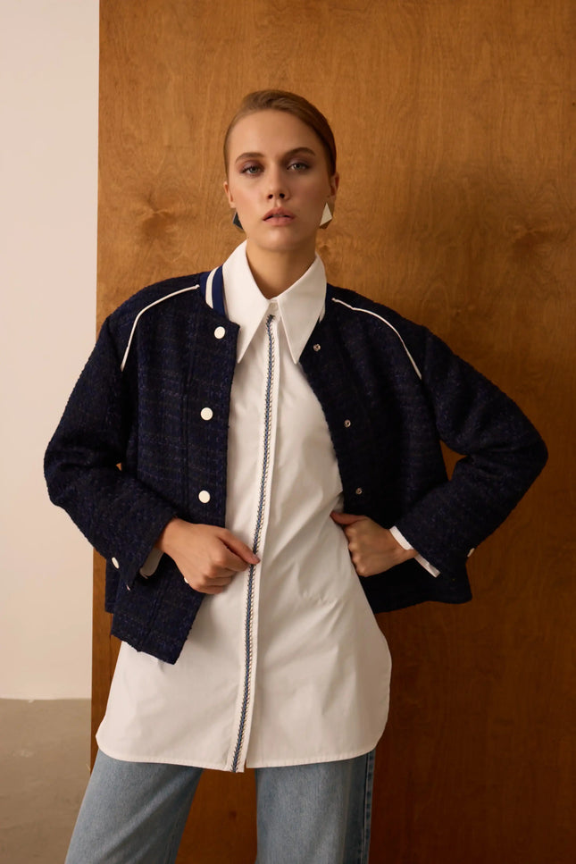 Metal Düğmeli Lacivert Ceket