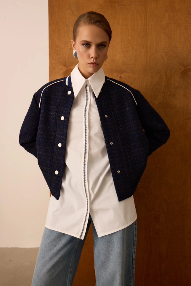 Metal Düğmeli Lacivert Ceket