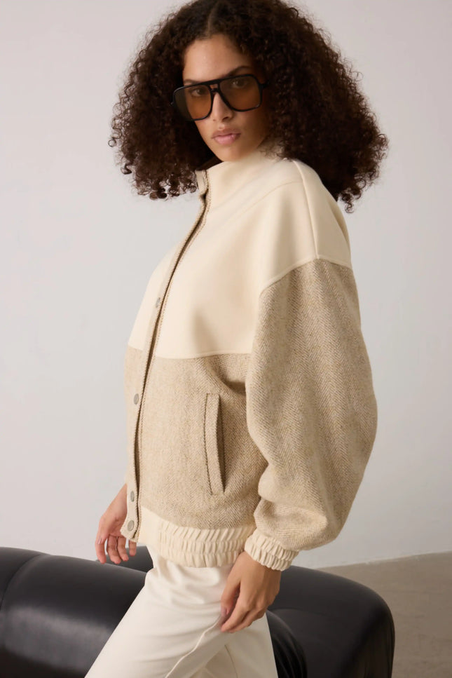 Balıksırtı Bej Mont