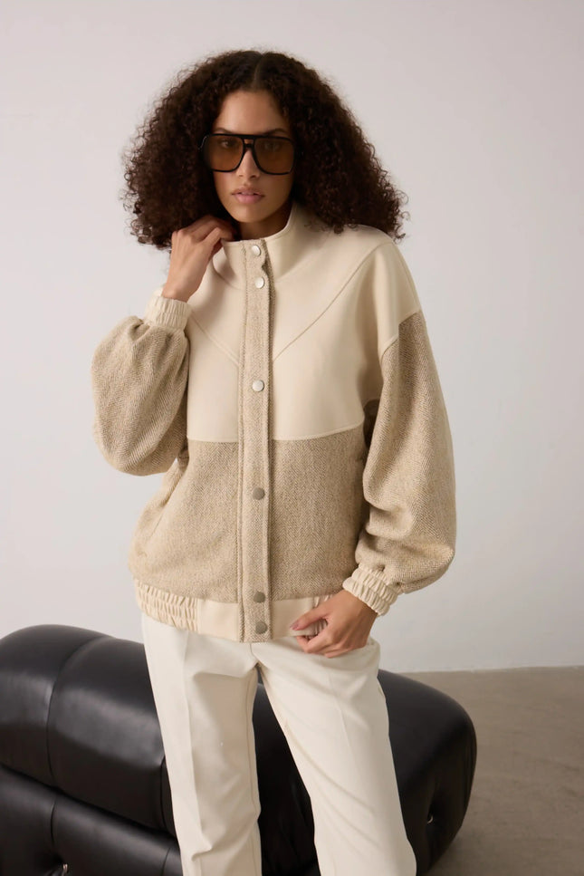 Balıksırtı Bej Mont