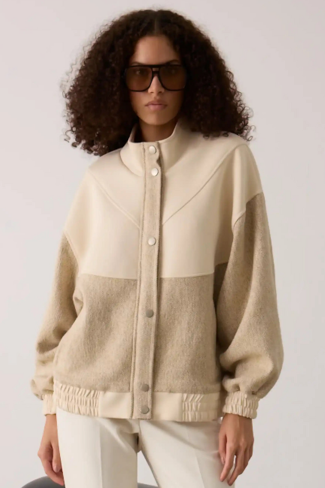 Balıksırtı Bej Mont