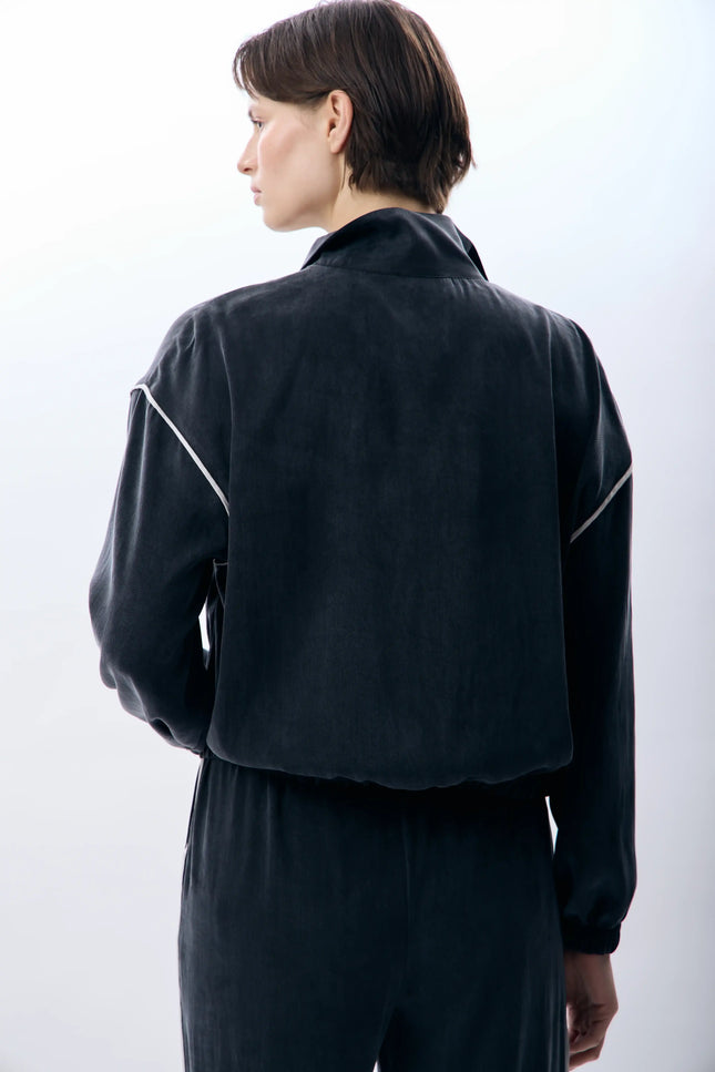 Uzun Kollu Fermuarlı Ceket