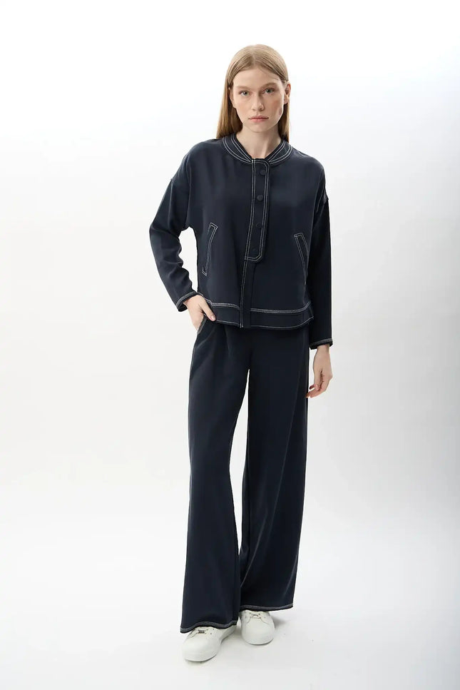 Hakim Yaka Düğmeli Kısa Ceket