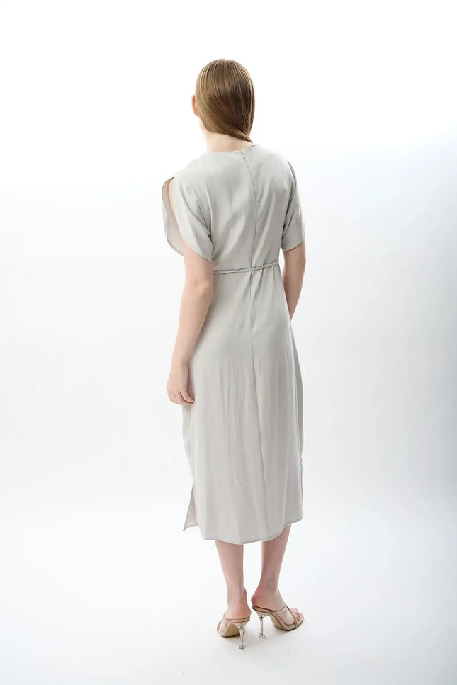 Belden Bağlamalı Yırtmaçlı Elbise (Gri)