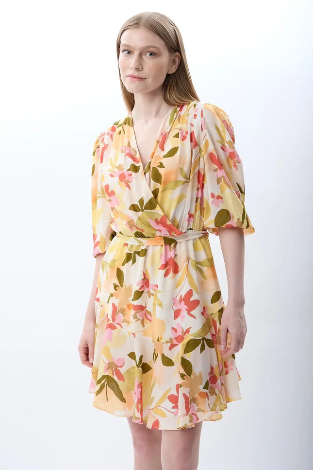 Kruvaze Yaka Çiçekli Elbise (Desenli)