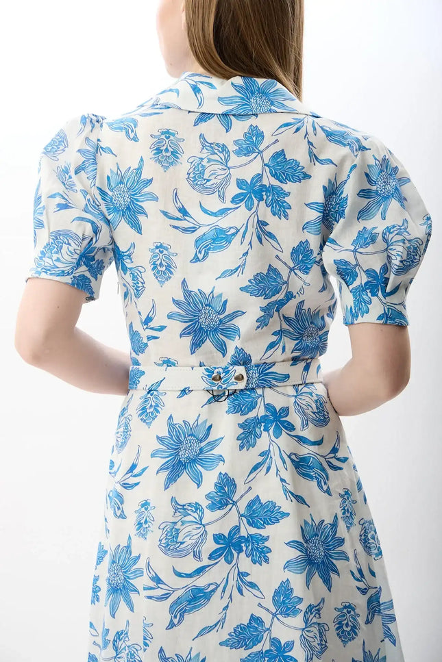 Mavi Çiçek Desenli Kemerli Elbise (Ekru)