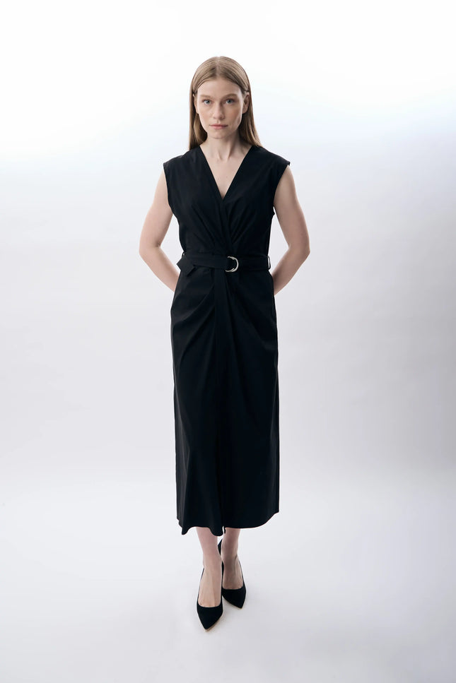 Kemer Detaylı Uzun Elbise (Siyah)