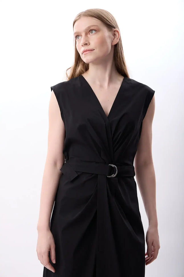 Kemer Detaylı Uzun Elbise (Siyah)