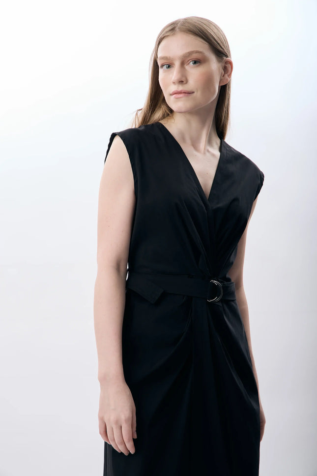 Kemer Detaylı Uzun Elbise (Siyah)