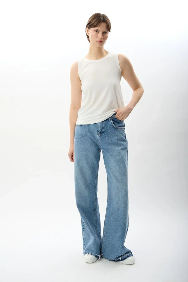 Bisiklet Yaka Kolsuz Atlet (Ekru)