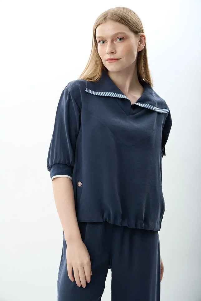 V Yaka Büzgü Detaylı Bluz (Lacivert)