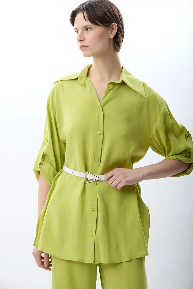 Yırtmaç Detay Kemerli Gömlek (Yeşi)