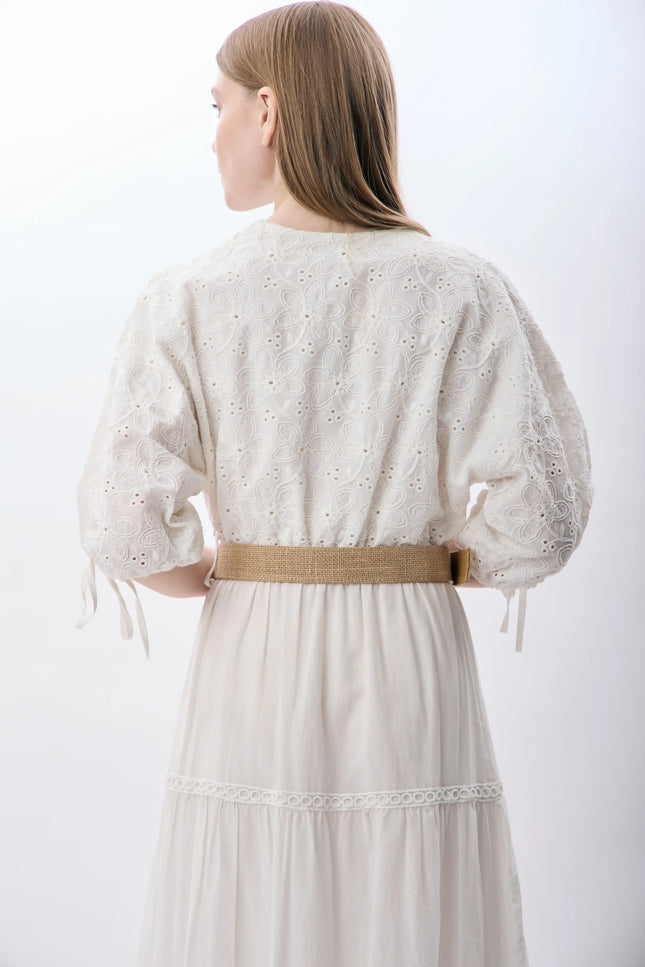 Dantelli V Yaka Elbise (Beyaz)