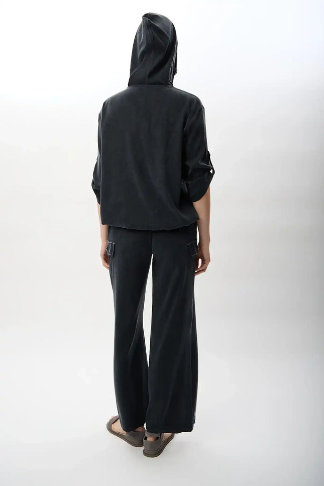 Kapüşonlu ve Yarım Fermuarlı Bluz (Siyah)