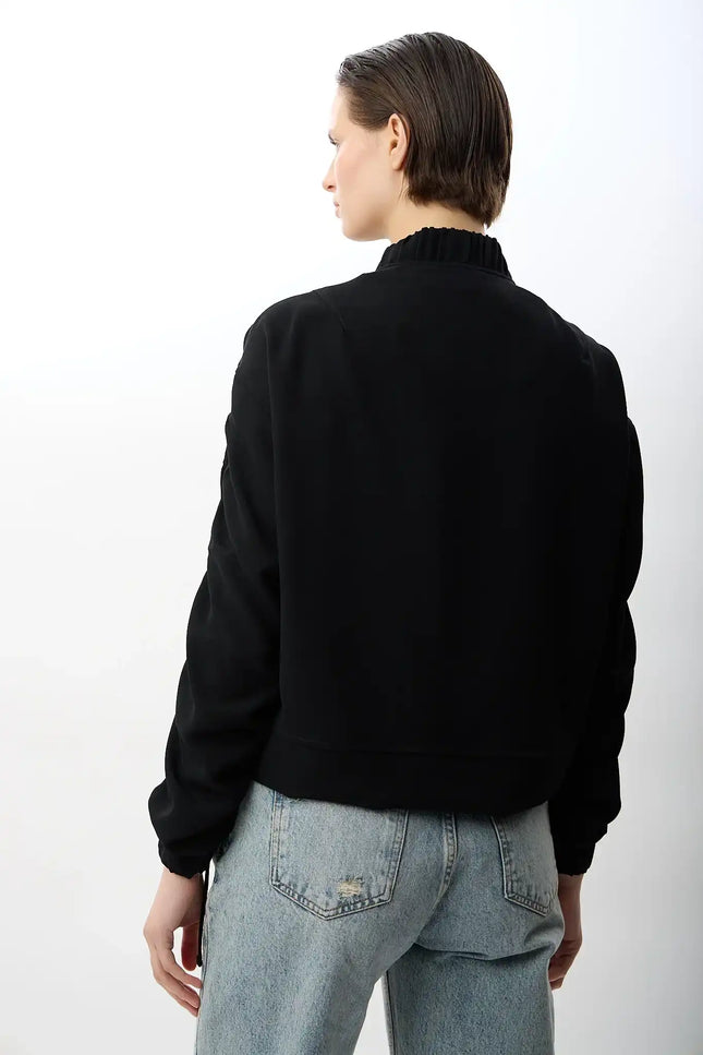 Büzgülü Kol Fermuarlı Bomber Ceket (Siyah)