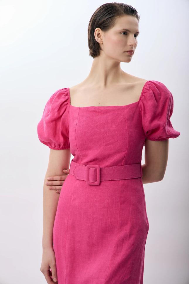 Yırtmaç Detaylı Balon Kollu Kemerli Elbise (Fuşya)