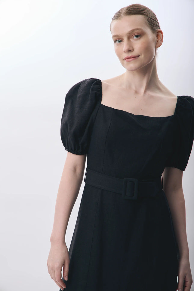 Yırtmaç Detaylı Balon Kollu Kemerli Elbise (Siyah)