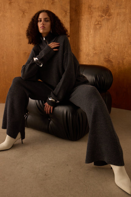 Bol Kesim Gri Pantolon