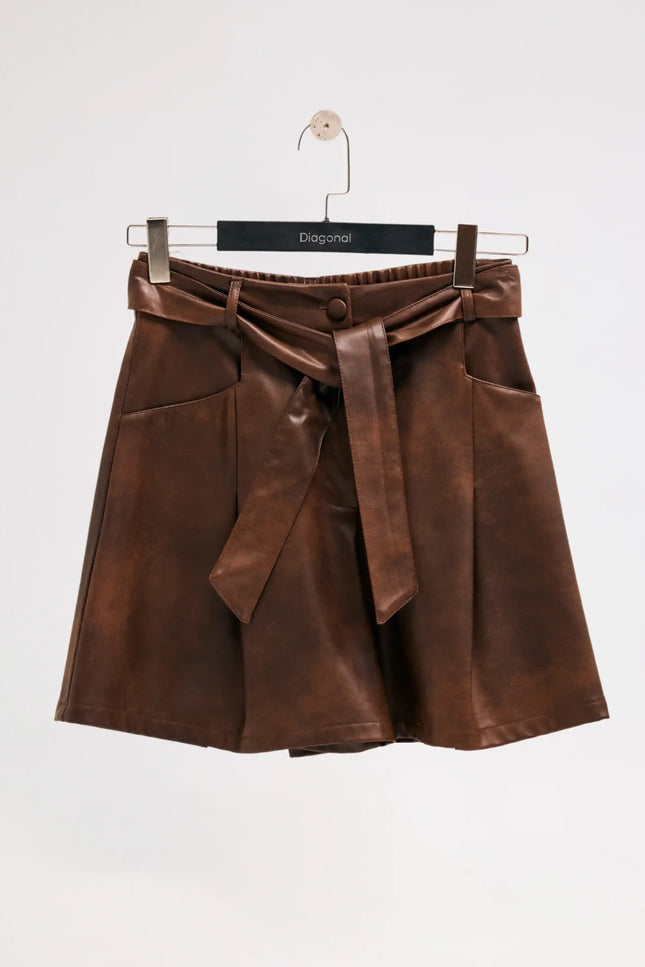 Kahverengi Deri Şort