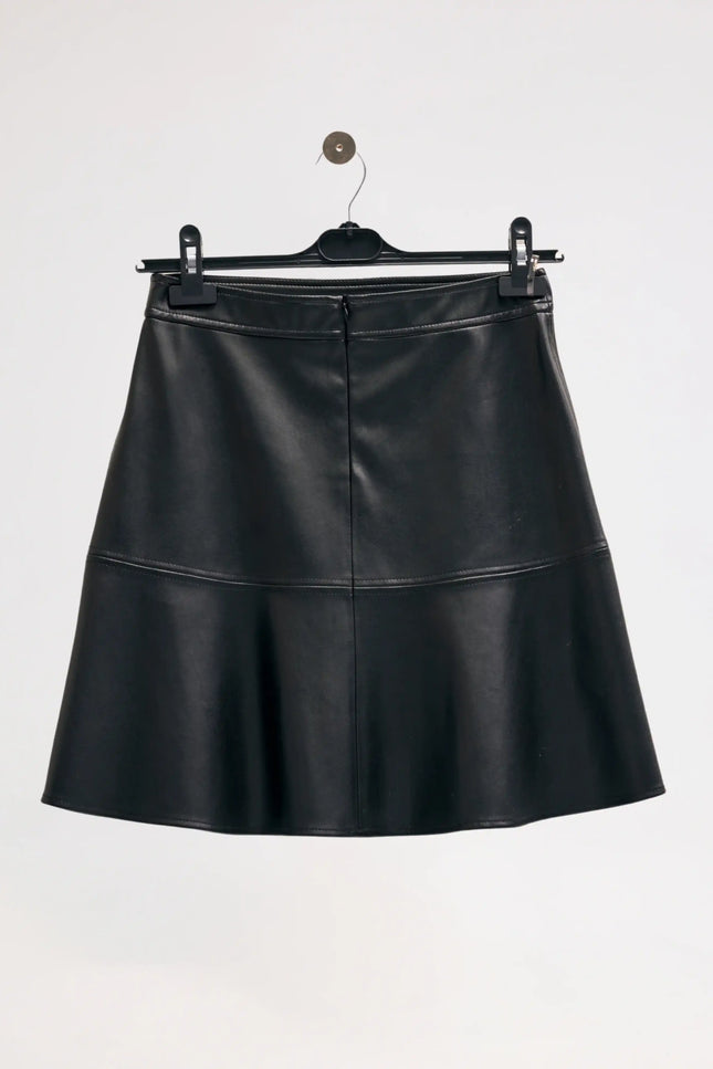 Deri Siyah Etek