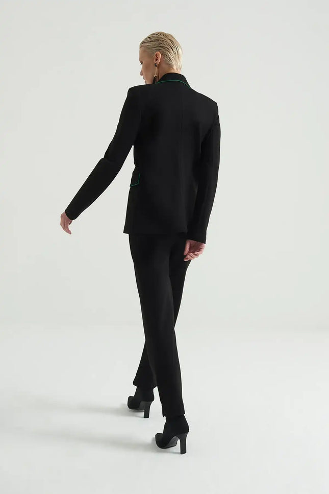 Kontrast Dikiş Detaylı Örme Ceket