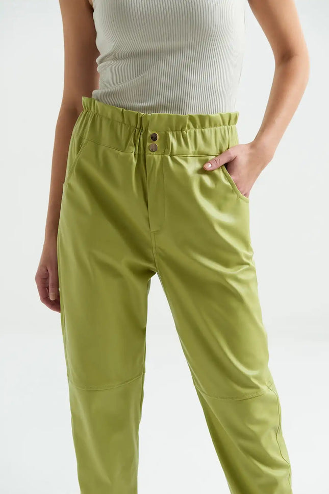 Beli Lastikli Büzgülü Deri Pantolon